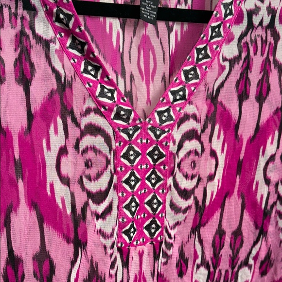 INC International Concepts Fuchsia and Black Abstract Blouse - Picture 13 of 13